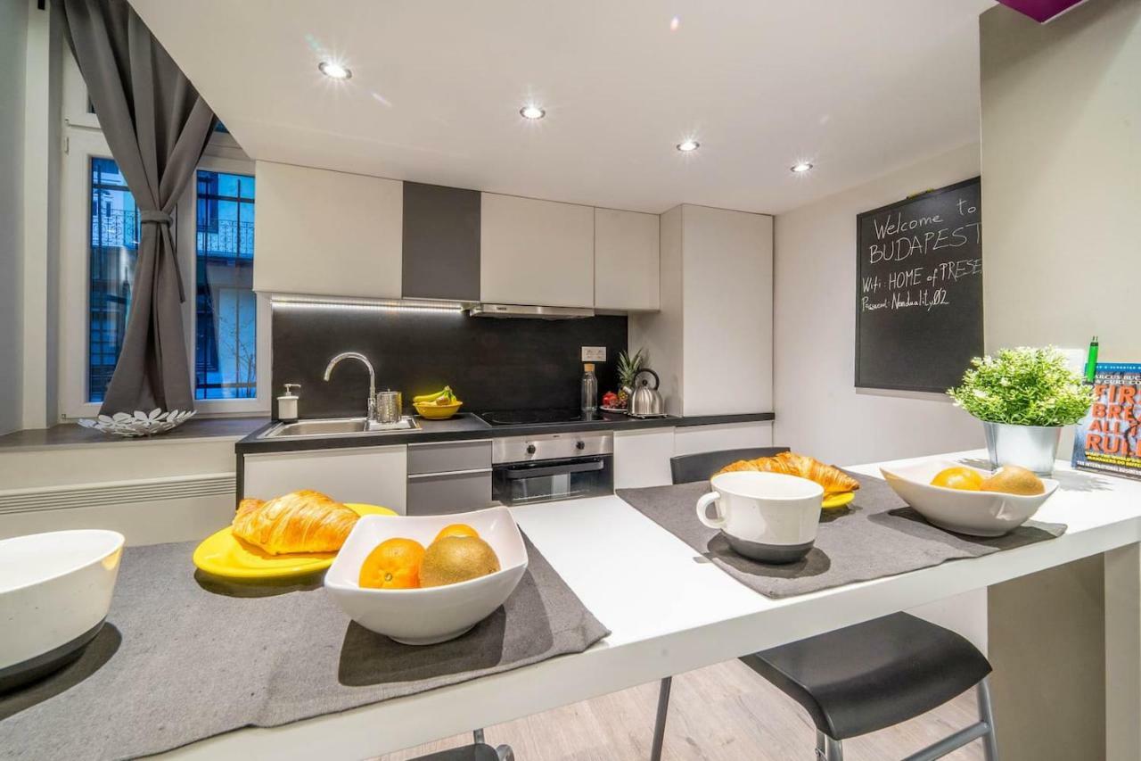 Cozy Downtown Studio Apartment 布达佩斯 外观 照片
